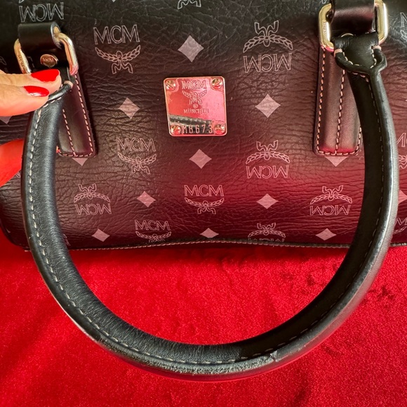 đź’ŻGuaranteed Authentic MCM Boston - Picture 13 of 15